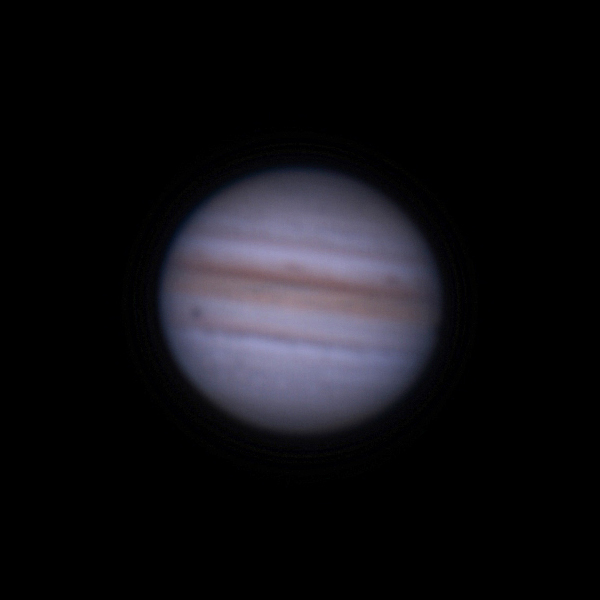Der Planet Jupiter. Man erkennt die verschiedenen Streifen, die die Wolken der dichten Atmosphäre bilden.